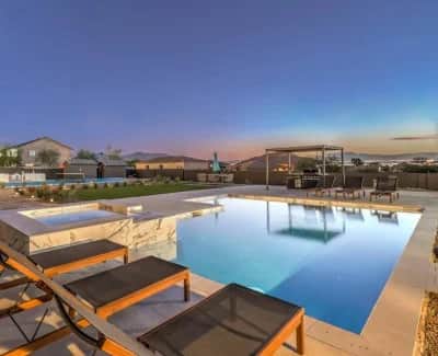 ᨒ Cielo, a luxury pool villa with pickleball
