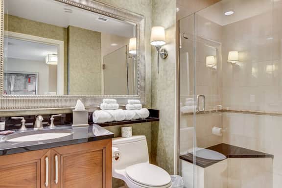 31st Floor 1-BR Corner Suite at Signature at MGM