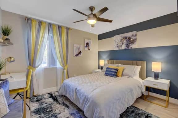 Modern 2BR Condo | Pool, Spa, Gym | Near Strip