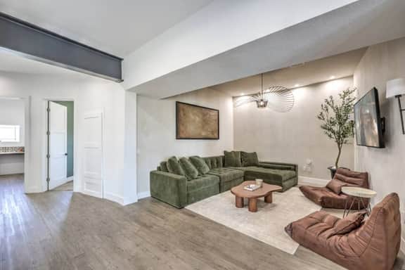 ᨒ Cielo, a luxury pool villa with pickleball